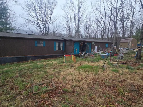 200 Davids Rd, Delray, WV 26714