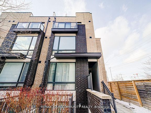 3rd image of 34 Fieldway Rd #146