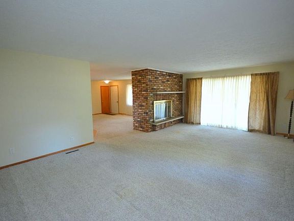 5th image of 50596 County Road 5