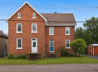 509 Moffat St, Pembroke, ON K8A3Y2