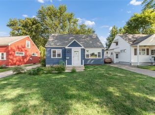 36 Parkside Ct, Buffalo, NY 14214