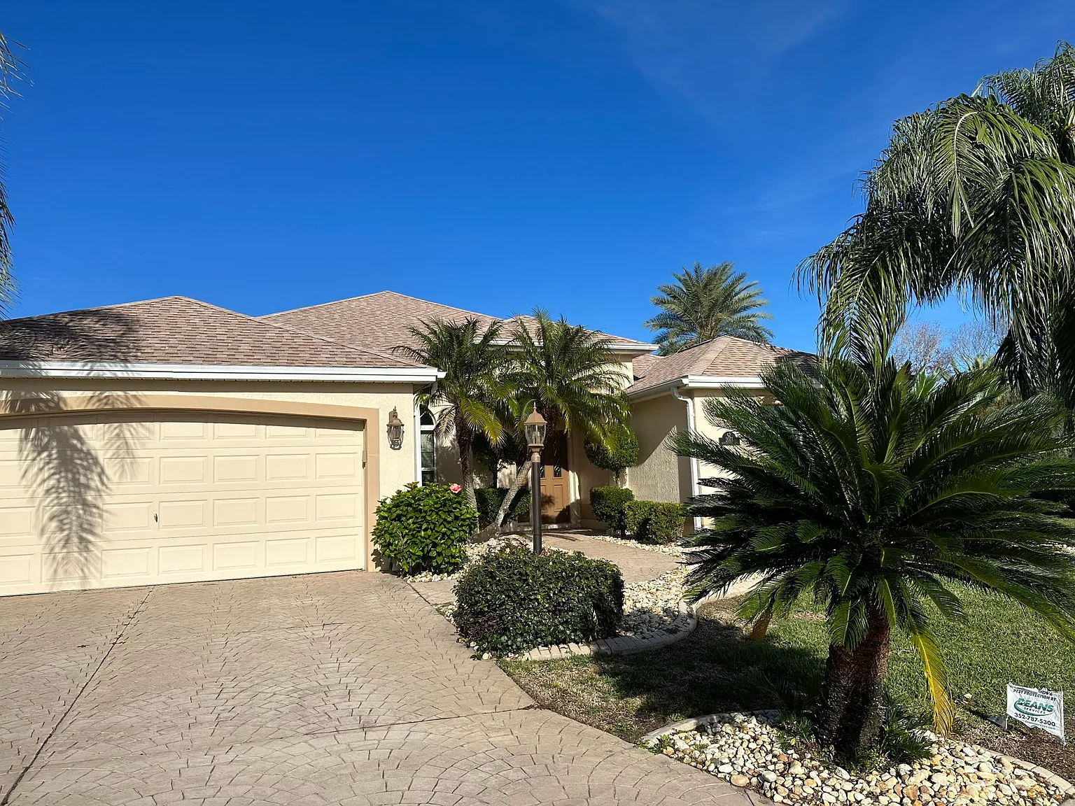 3 bed, 2060 sqft, $4,000 — Photo 3
