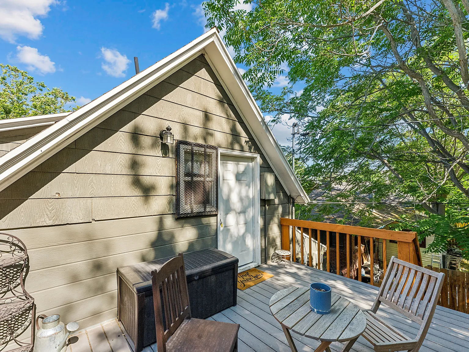 2 bed, 710 sqft, $1,650 — Photo 3