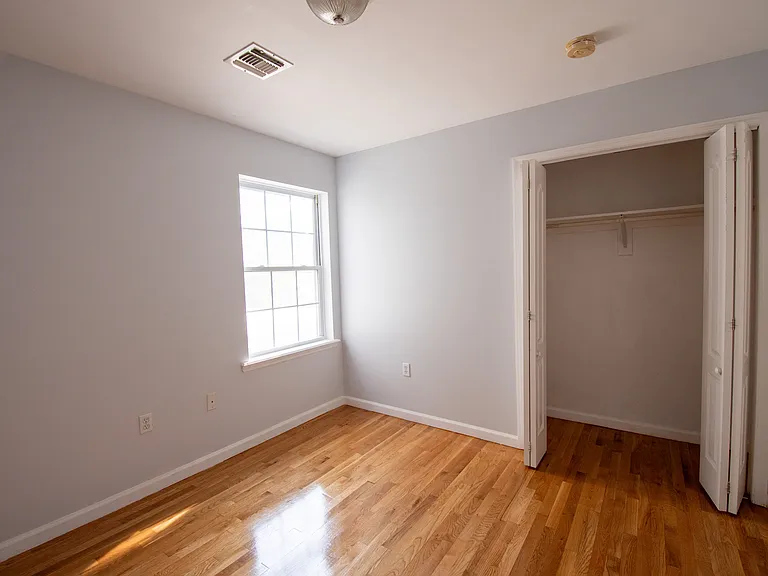 144 Webster Ave #1 — Photo 8