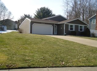 568 Park Ridge Dr, Munroe Falls, OH 44262