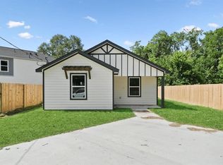 812 Lonnie Ln, Houston, TX 77091