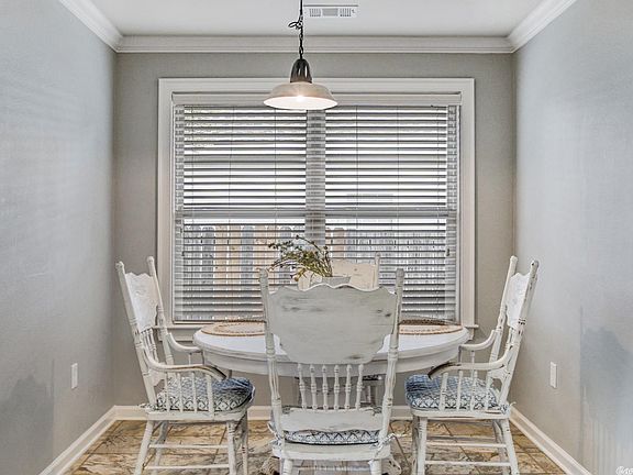 4th image of 3396 Bay Meadow Dr