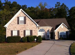 805 Chimney Trace Way, Lawrenceville, GA 30045
