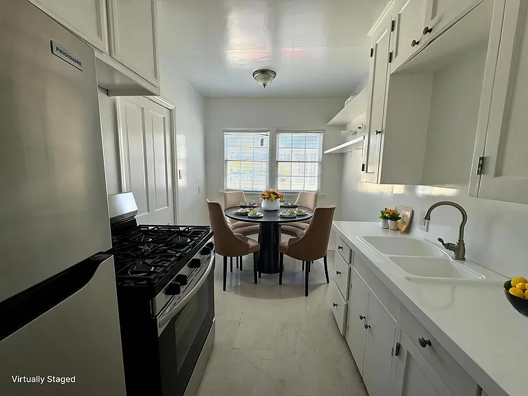 8951 Cynthia St — Photo 19