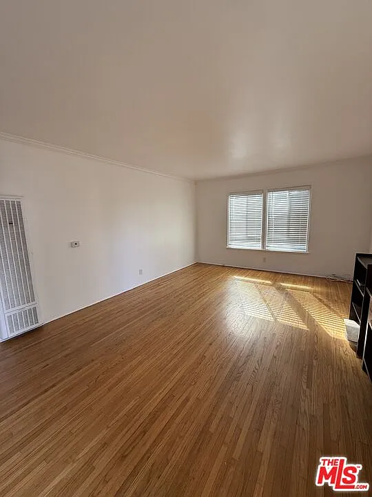 2 bed, 1.5 bath, 900 sqft, $3,590 — Photo 4