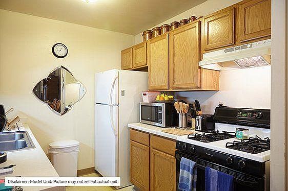 2nd image of 8261 N Teutonia Ave
