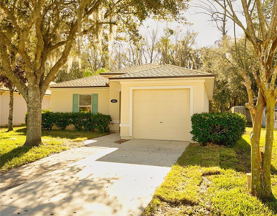 1st image of 808 Wynfield Cir