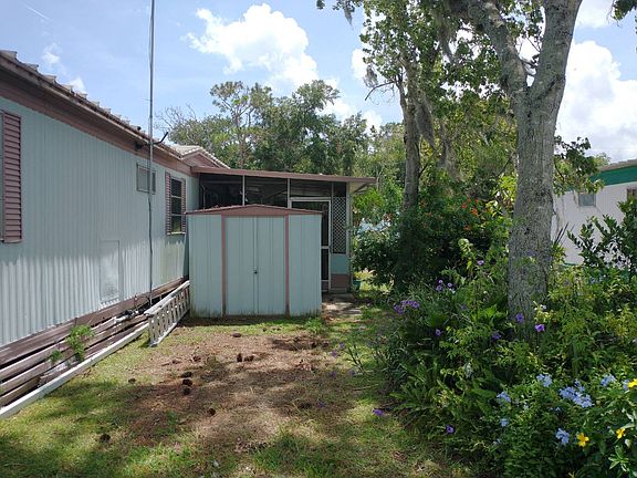 4th image of 170 N Yonge St Lot 87