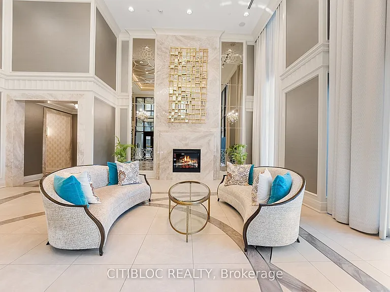 9085 Jane St #Penthouse 3 — Photo 25