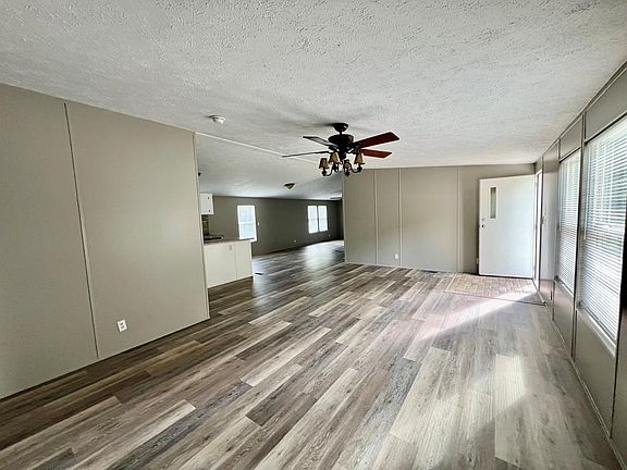 2nd image of 375 Tolliver St