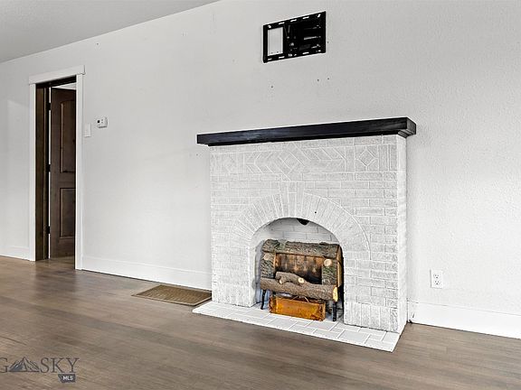 5th image of 1118 Farrell St