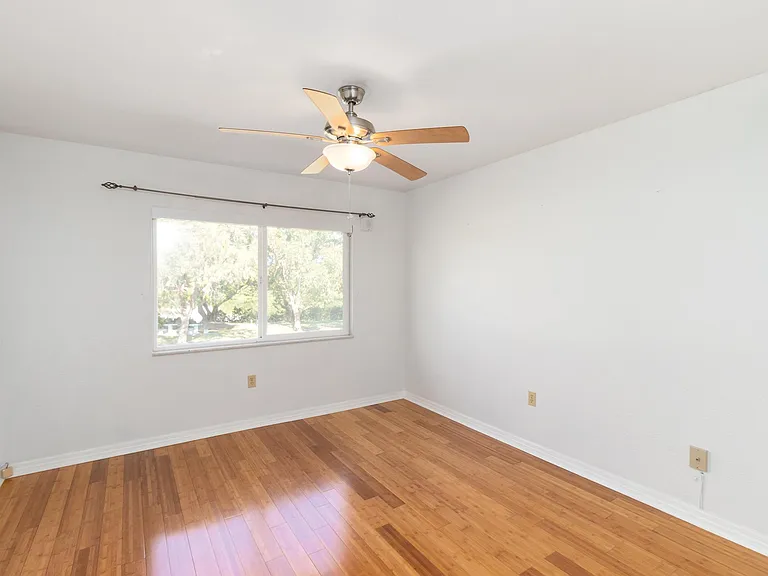 4550 Overlook Dr NE #259 — Photo 36