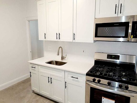 5th image of 34-22 28th St APT 2F