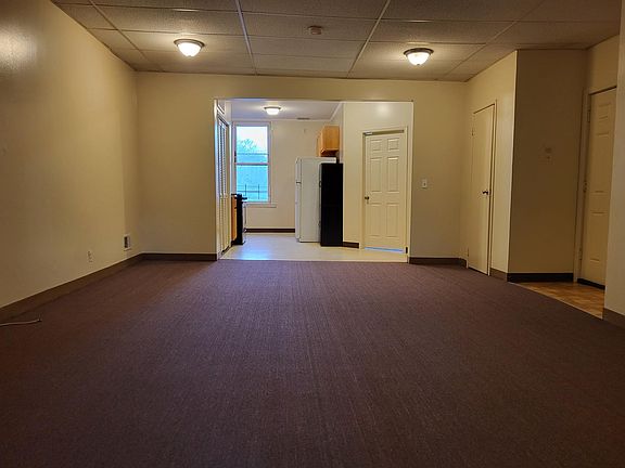 2nd image of 24 Mount Vernon Ave APT 1
