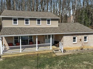 1023 Willardshire Rd, Orchard Park, NY 14127