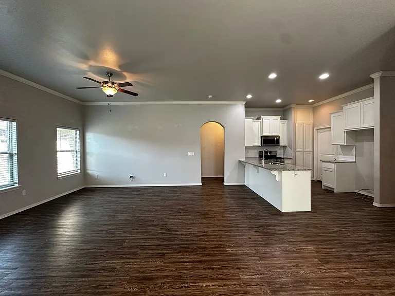 2316 Alta Vista Ln — Photo 12