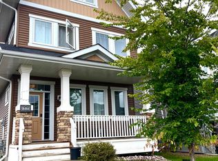 16464 15th Ave SW, Edmonton, AB T6W2Z7