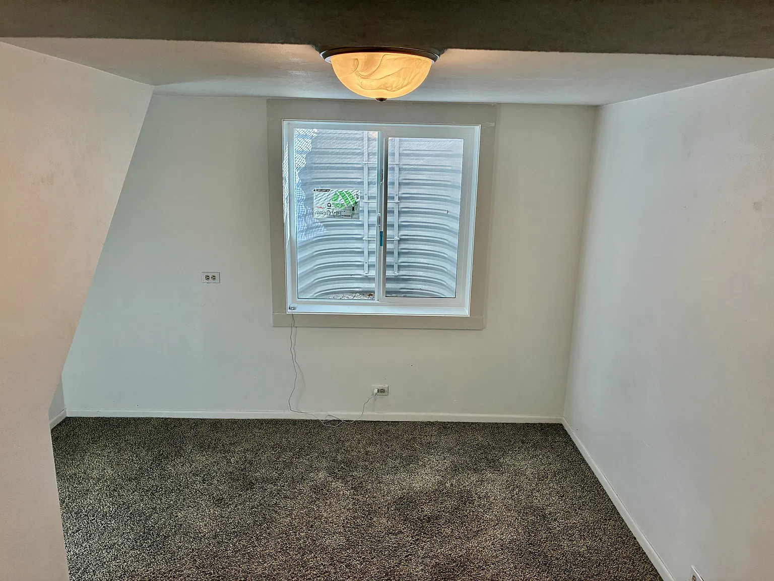 1980 Floral Dr — Photo 1