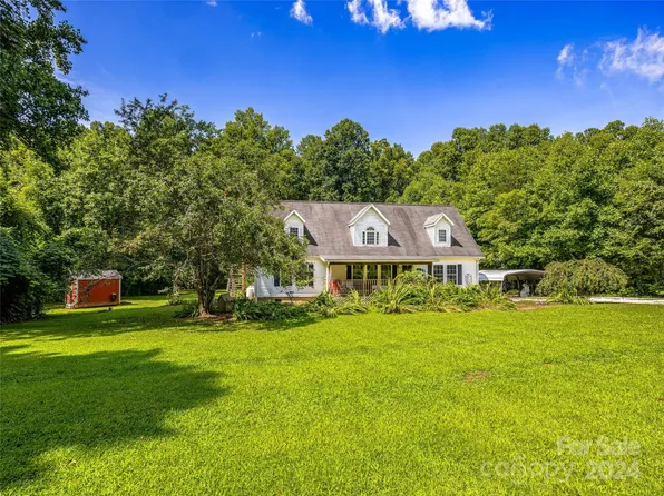 441 Stepp Rd, Hendersonville, NC 28792