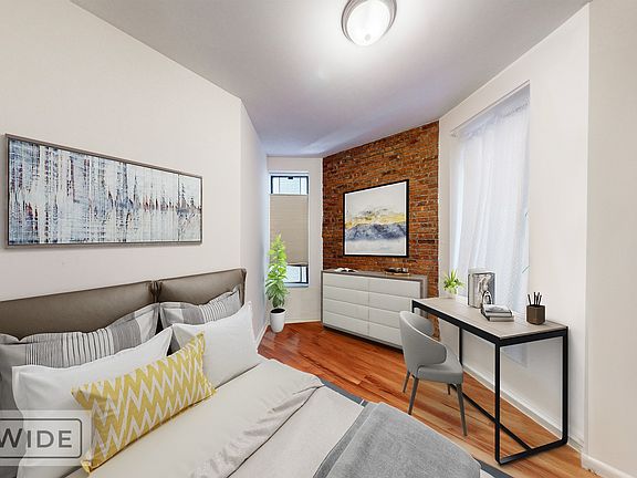 3rd image of 55 W 105th St APT 11