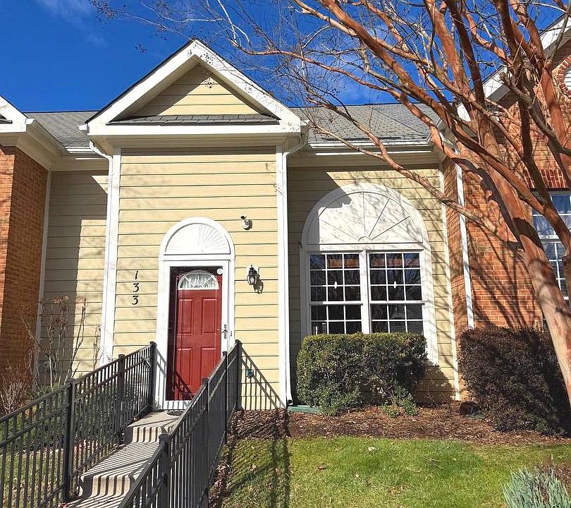 1st image of 133 Thomas Jefferson St