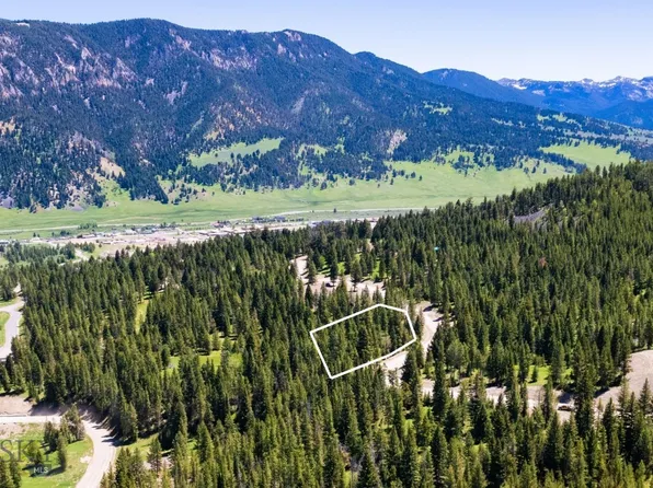 28 Colters Run Loop, Gallatin Gateway, MT 59730