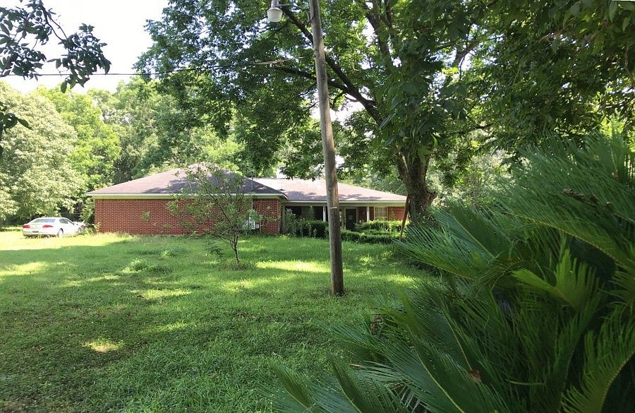 1st image of 11230 Linda Ln