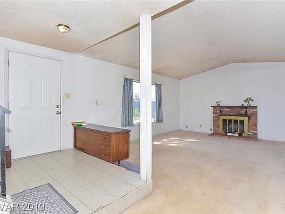 3rd image of 4564 Skyview Dr