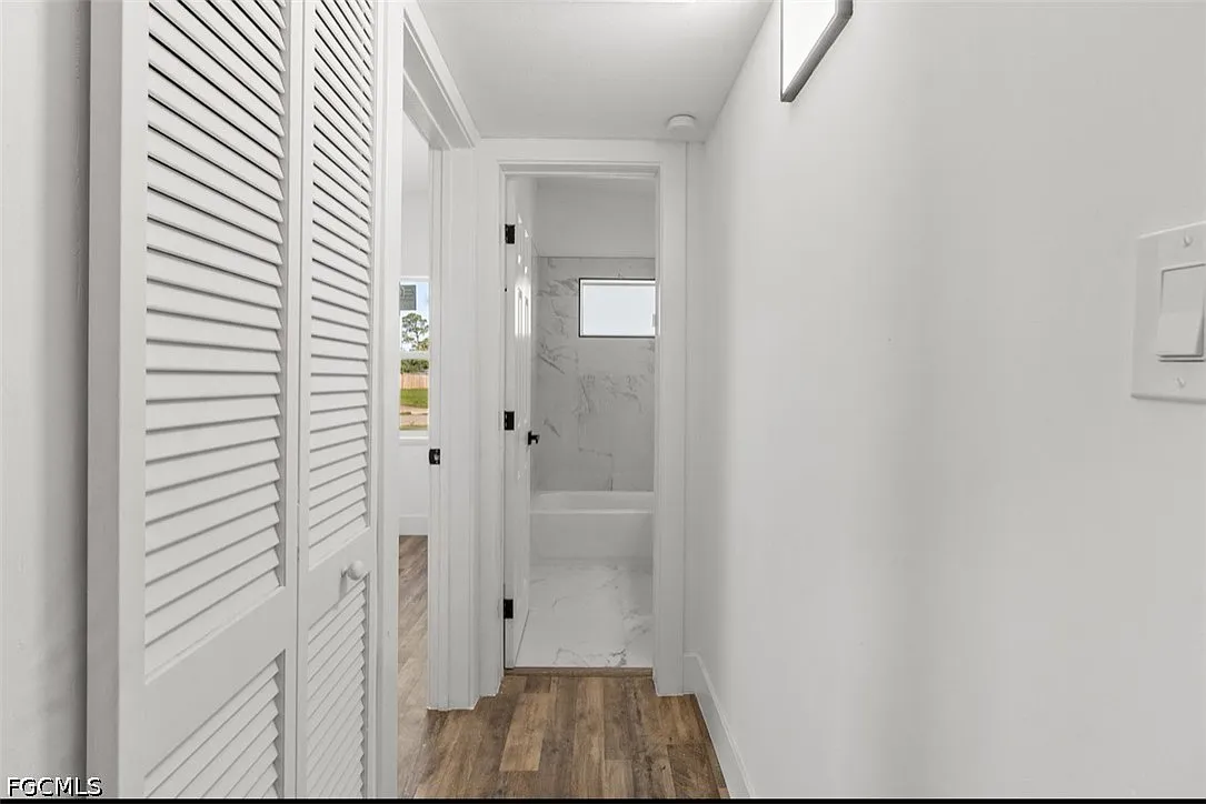 3 bed, 2.0 bath, 1135 sqft, $1,600 — Photo 3