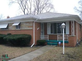 22110 Harding St, Oak Park, MI 48237