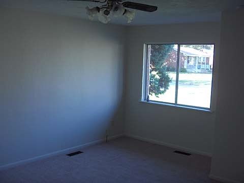 2nd image of 2902 Eastlawn St