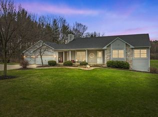 15434 E North County Line Rd, Spencerville, IN 46788