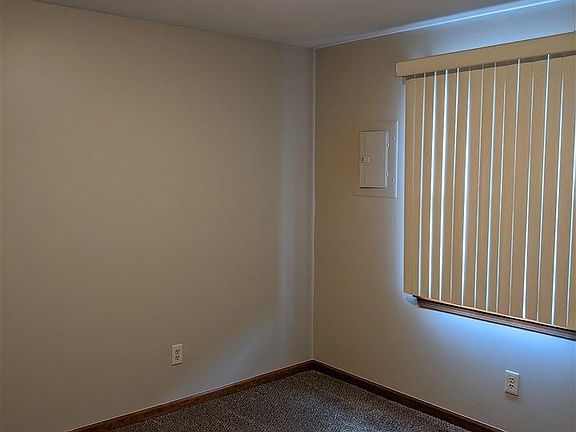 3rd image of 39329 Muffatt St