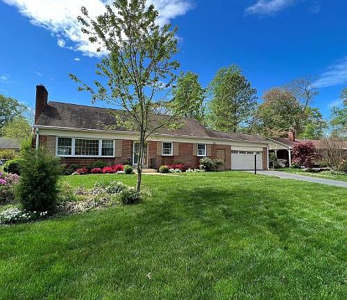 4th image of 8718 Waterford Rd