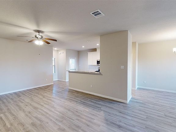 4th image of 26445 Cooperstown Way