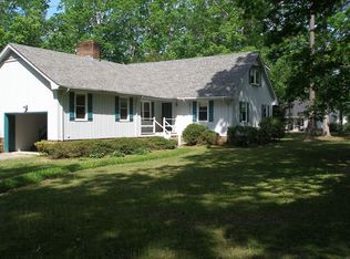 1204 Tennyson Ln, Windsor, NC 27983