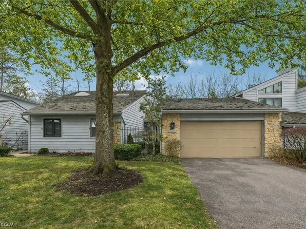 3755 Walnut Ct #G3, Orange, OH 44022