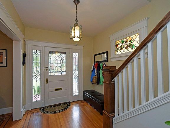 3rd image of 3779 Hyde Park Ave