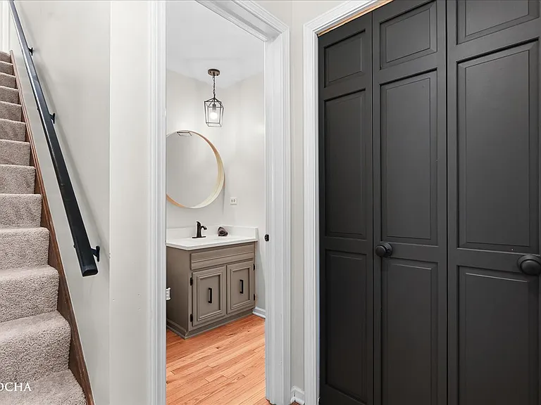 1012 Bainbridge Dr — Photo 21