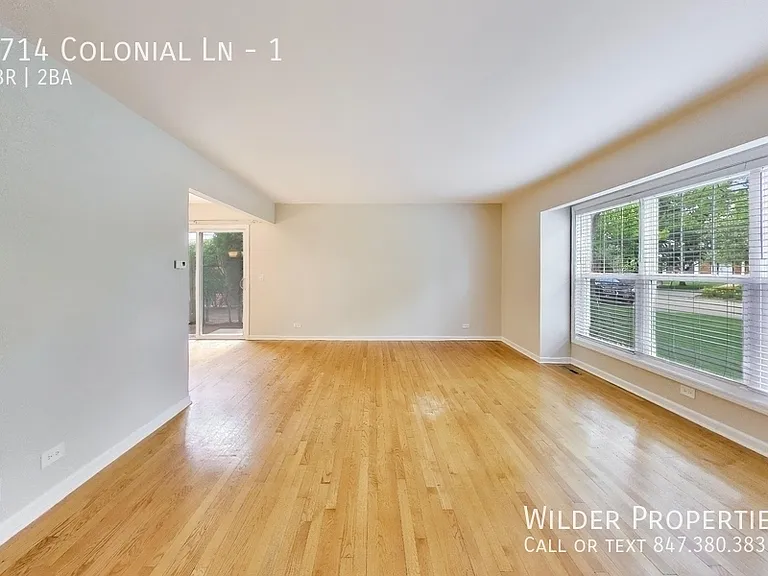 1714 Colonial Ln #1 — Photo 5