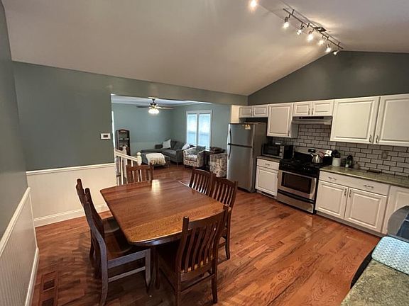 5th image of 8568 Jefferson St