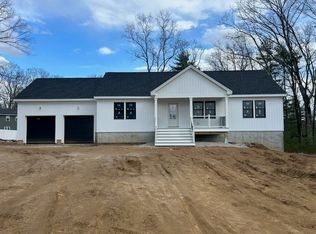 6 Foster Rd, West Brookfield, MA 01585