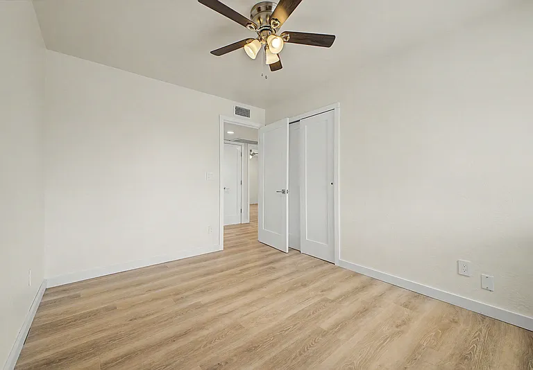 3430 E Poinsettia Dr — Photo 20