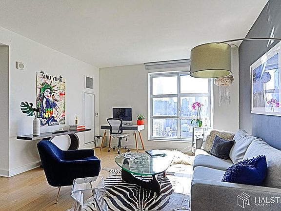 3rd image of 500 W 30th St APT 30K