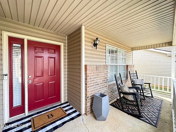 2nd image of 10008 Greylock Way
